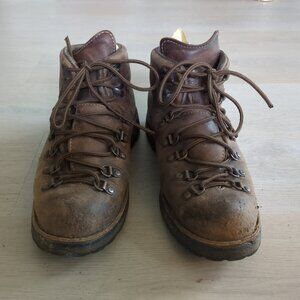 Danner Mountain Light II Boots 30800 Gore-Tex  US Mens 9 Brown Vibram